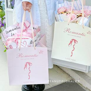 正方形礼品袋子圣诞节鲜花束手提袋高级感生日礼品包装大号纸袋