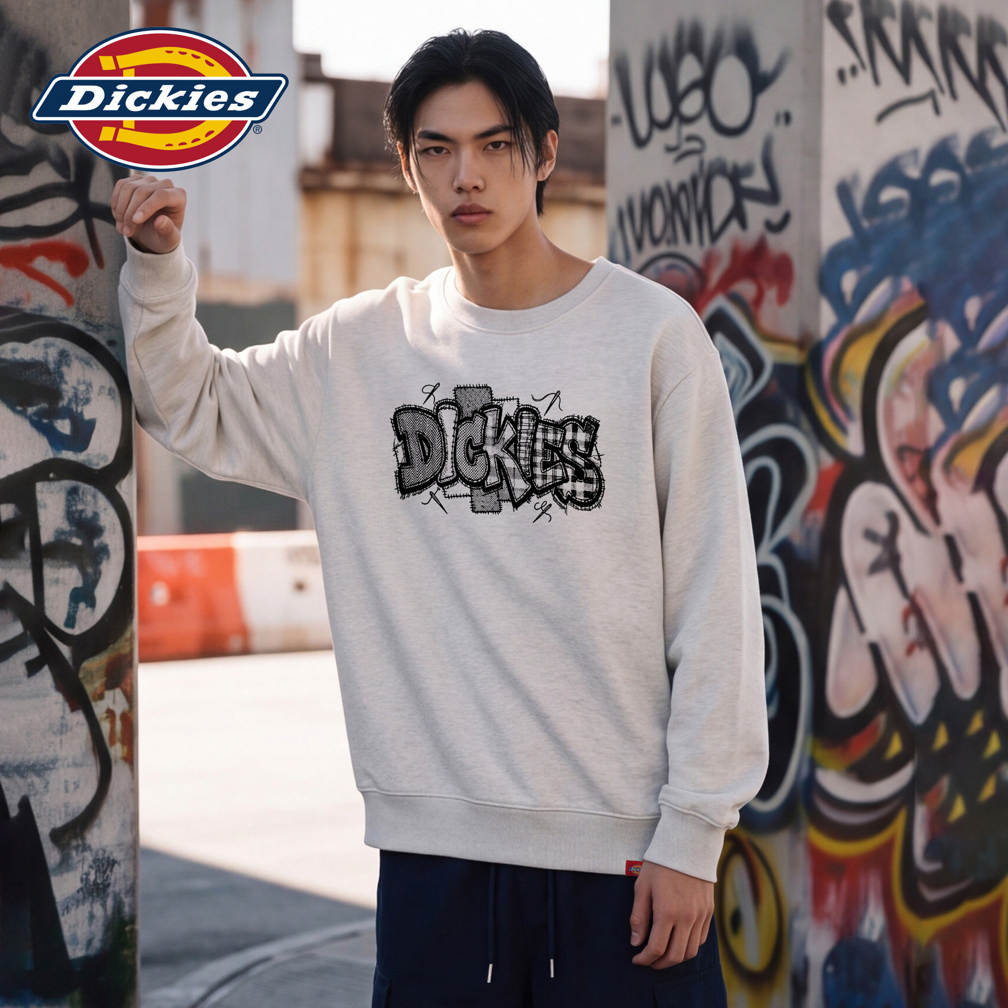 Dickies帝酷适补丁字母印花圆领卫衣男秋季潮牌宽松休闲套头上衣M