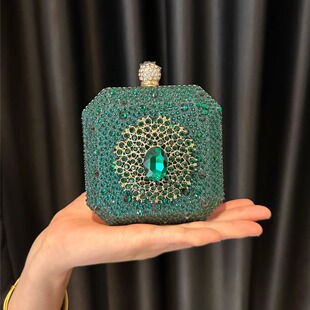 法式名媛手拎包女宴会名媛时尚晚宴包包小众高级感镶钻链条手拿包