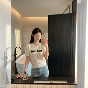 钟菲菲春款2026新款女装针织chic气质上衣短袖高端小资独特漂亮