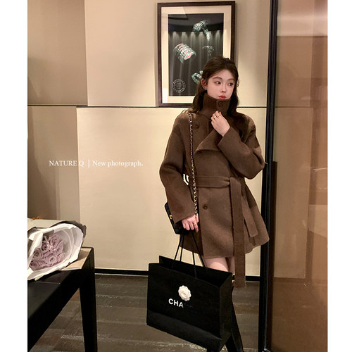 杨小卷 骆驼绒羊毛大衣 Lem@ire风立领系带收腰咖色双面呢外套女