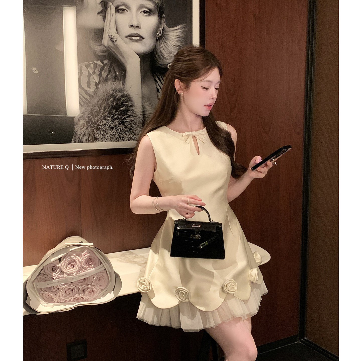 杨小卷 MIU系千金风无袖收腰连衣裙女设计感订婚生日礼服裙公主裙图片