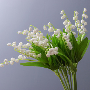 仿真铃兰花白色婚礼手捧花束清新淡雅绢花假花风铃草餐桌插花摆件