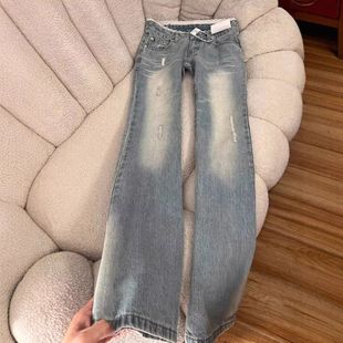 设计感浅色磨破微喇叭牛仔裤女夏季新款中低腰弹力修身显瘦马蹄裤