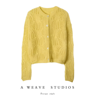 外套秋冬新款 女纯羊绒毛衣镂空针织开衫 花朵扣羊绒开衫 太美了吧