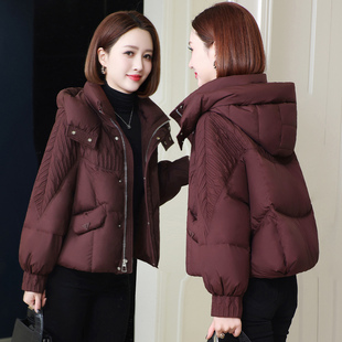 加肥加大码短款羽绒服女2025冬季小个子妈妈装宽松白鸭绒保暖外套
