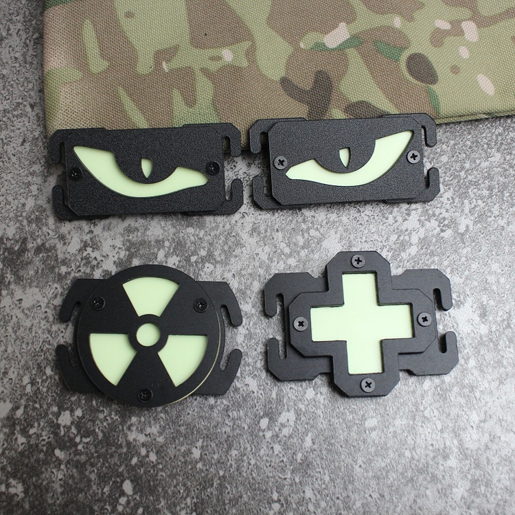 MOLLO系统塑料扣夜光猫眼红十字