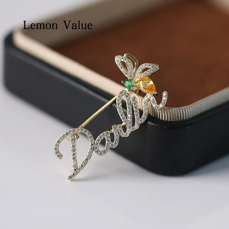 Lemon Value日韩精致女字母胸针高档百搭款别针西装毛衣饰品配饰