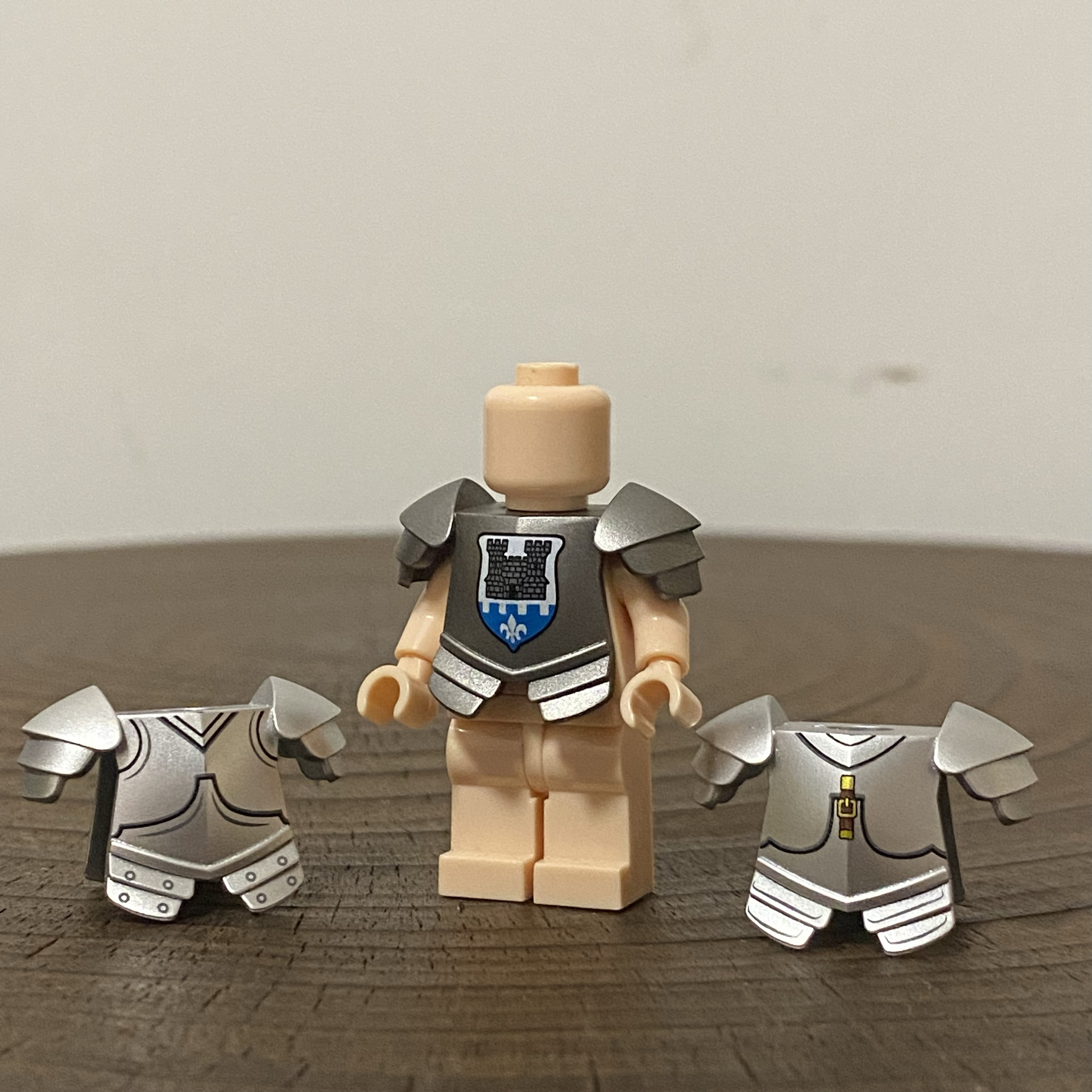中古积木 Moc  中世纪骑士 盔甲 盾牌 塑胶配件积木零件玩具