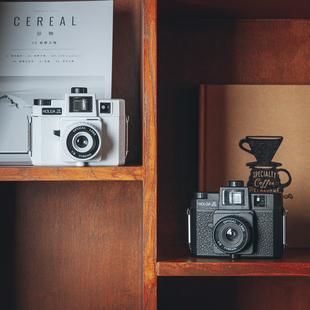 红白漏光大师 内置彩闪玻璃镜头黄色 复古相机 120GCFN相机 Holga