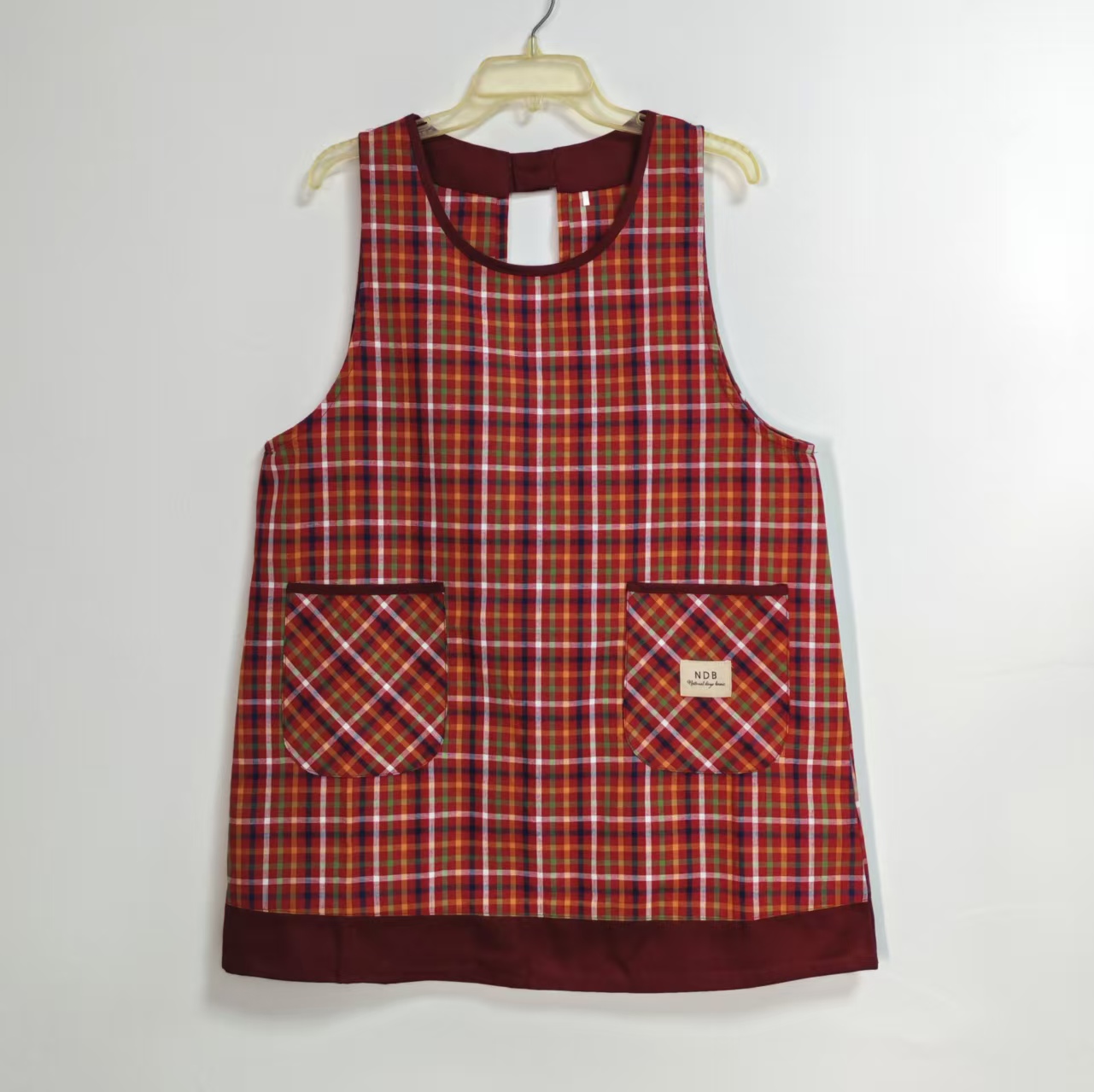 女士个性成人围裙特价店员工作服咖啡家用 韩版罩衣日本反穿卡通