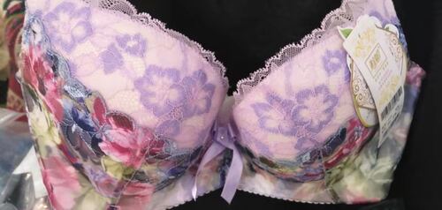 黄金身段a杯中厚调整女士文胸罩