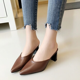 百搭试衣间拖鞋 复古气质尖头浅口粗跟半拖女士外穿包头拖 2026新款