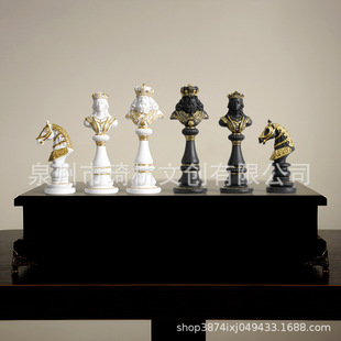 跨境新品 饰品 国际象棋摆件黑白金银西洋人像小棋子摆设家居桌面装