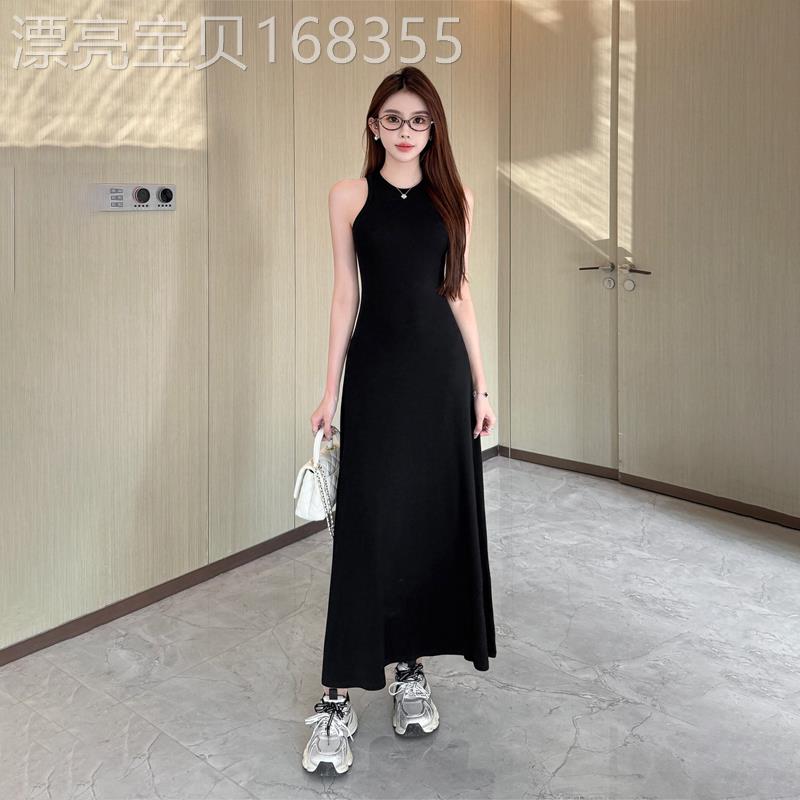 潮牌吊带气质收腰休闲连衣裙女士2026夏季新款a字工字背心大摆裙