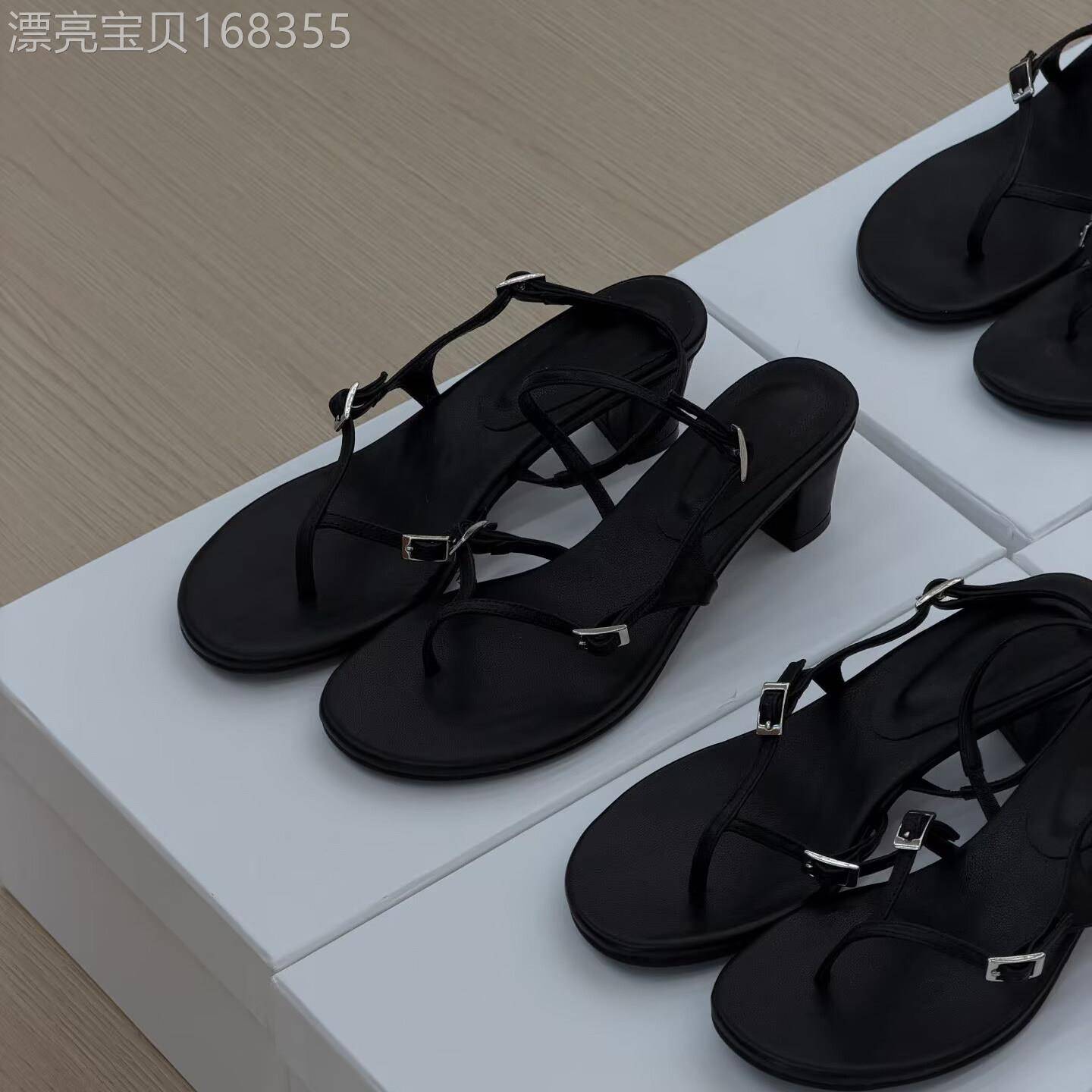 韩版复古夹趾人字凉鞋女2026夏季新款百搭圆头粗跟露趾夹角凉拖鞋