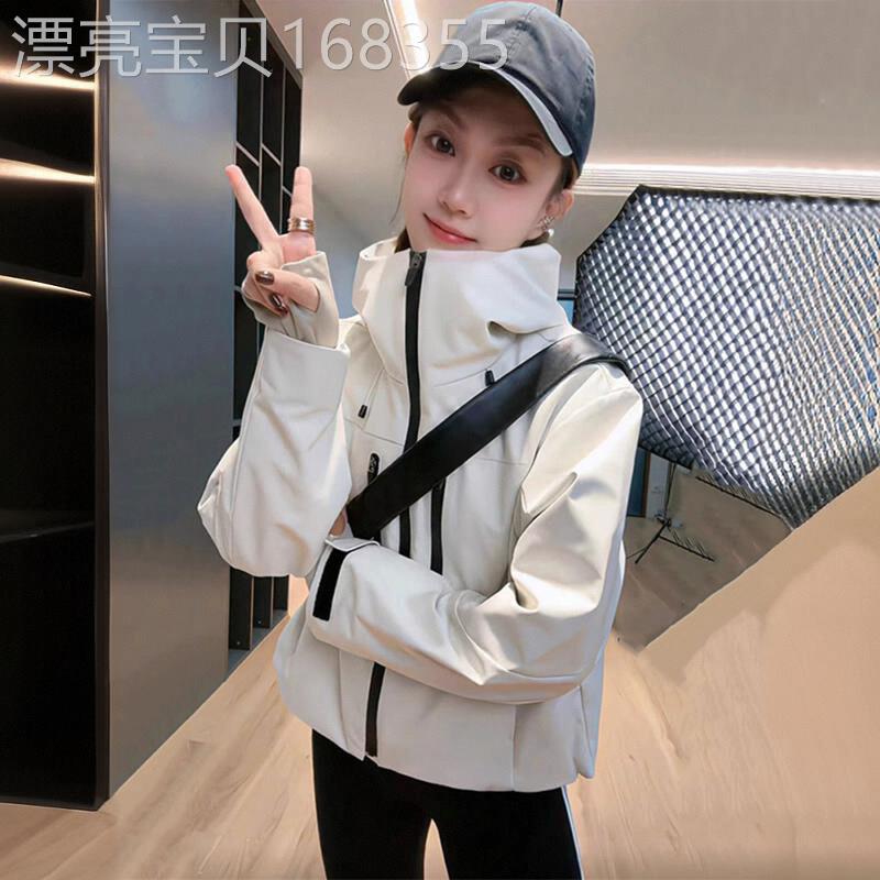 潮牌连帽运动登山冲锋衣外套女2026春秋新款美式短款复古风衣夹克