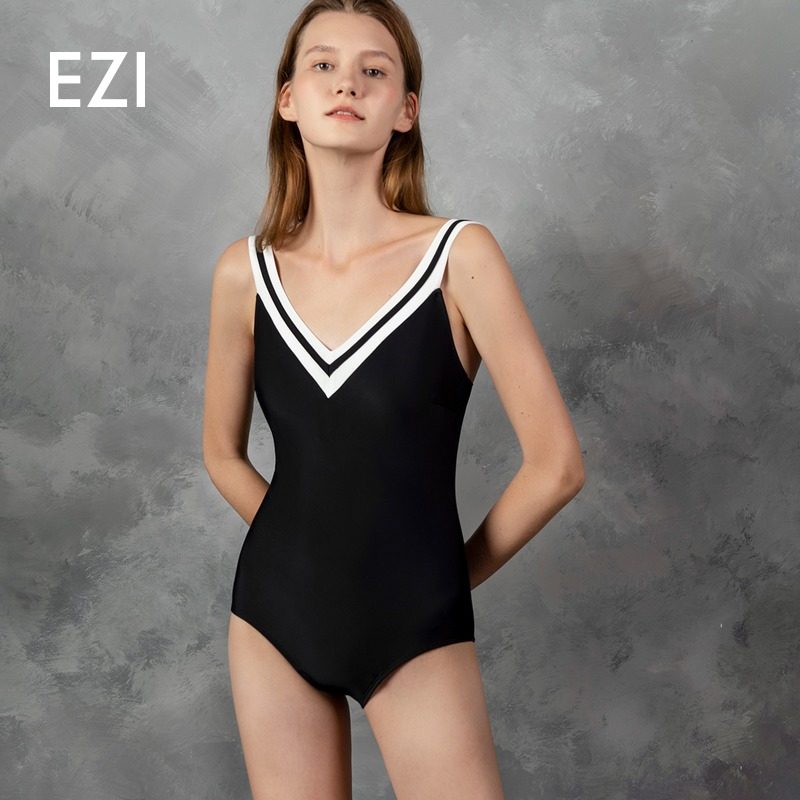 弈姿新款女士防晒连体海军风游泳衣遮肚显瘦小胸聚拢学生度假泳装