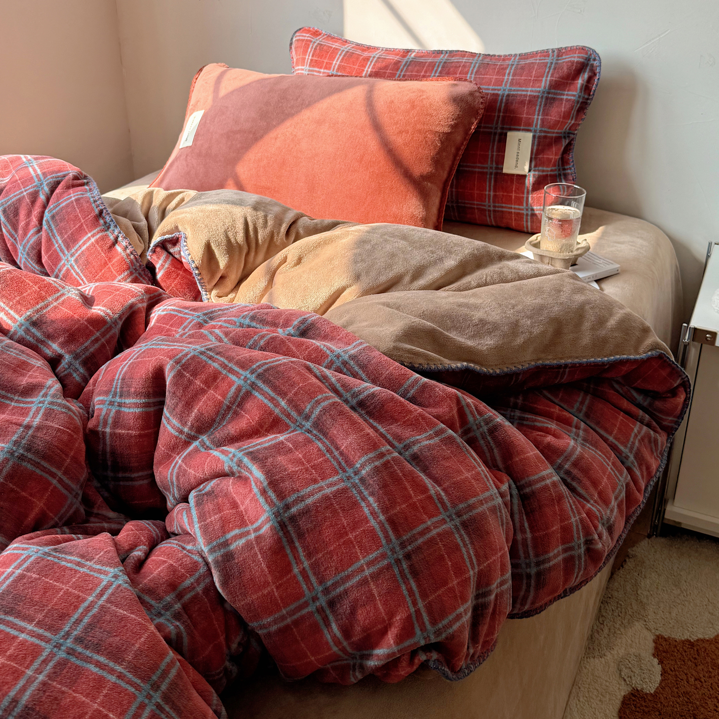 梨梦 ins简约博主风秋冬牛奶绒四件套保暖珊瑚绒床单被套床上用品