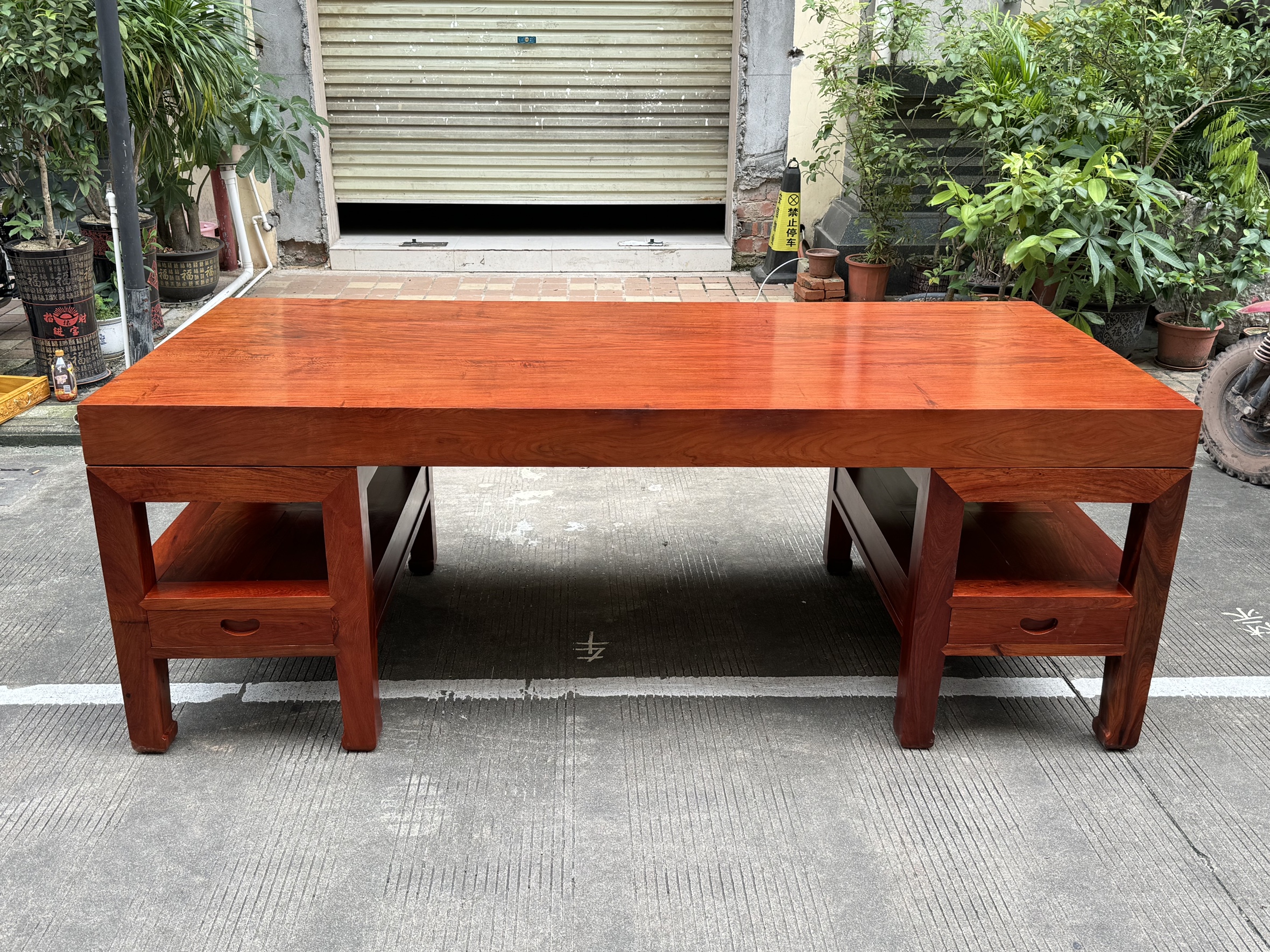 缅甸花梨大果紫檀独板原木大板办公台 长230厘米宽101厚13厘米