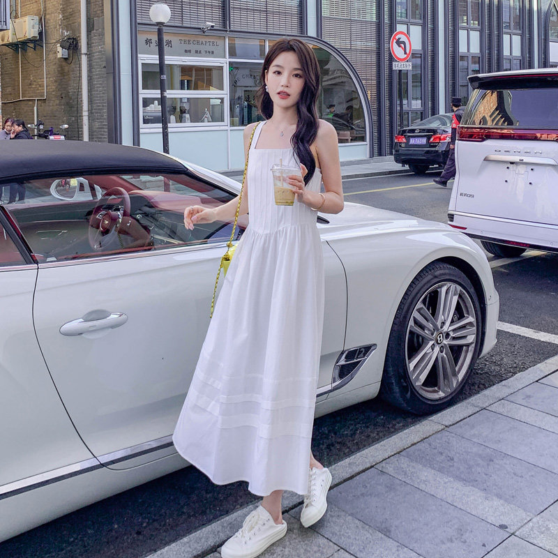 吊带连衣裙子女夏季收腰显瘦甜辣初恋茶歇法式海边度假小个子,女装连衣裙,浙宝285（原212）