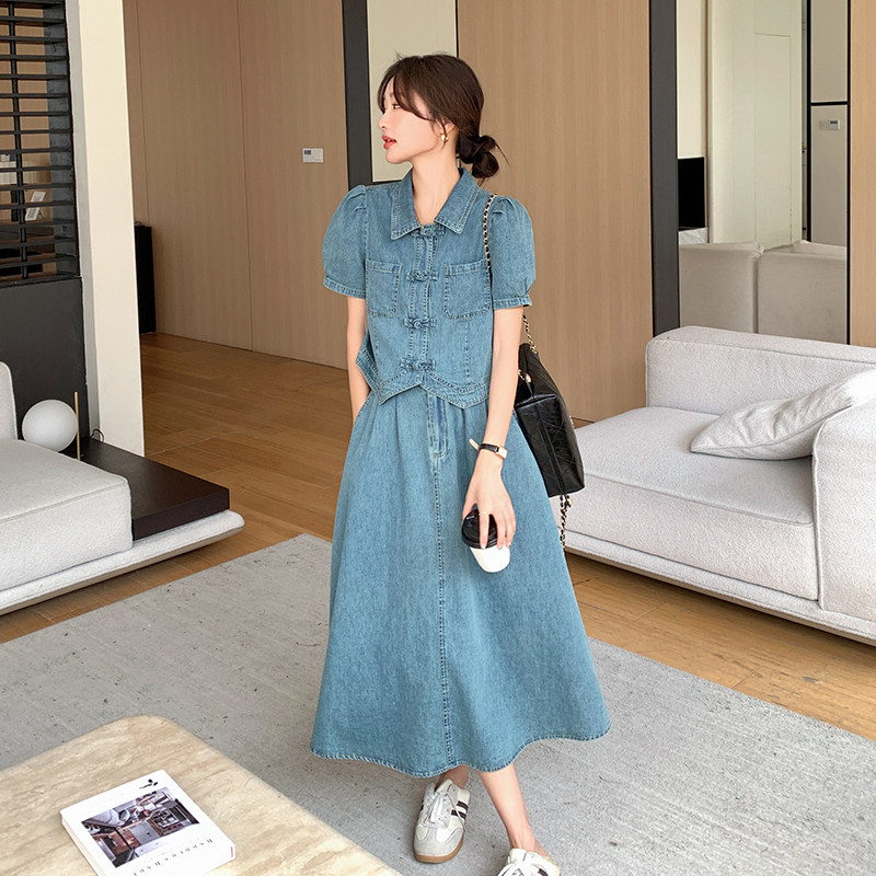 新中式盘扣蓝色牛仔上衣女夏2025新款港风复古显瘦高腰半身裙,女装运动套装,浙宝285（原212）