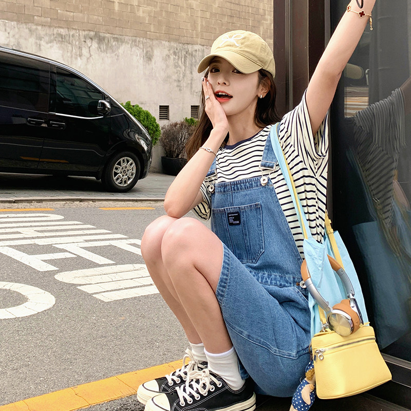 韩版俏皮减龄牛仔背带短裙套装女2025夏季新款显瘦条纹T恤两件套,女装运动套装,浙宝285（原212）