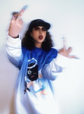 H3LLO FLAG Gangsta Luv浪味仙恶搞加绒渐变卫衣 Uzi冲锋枪头套