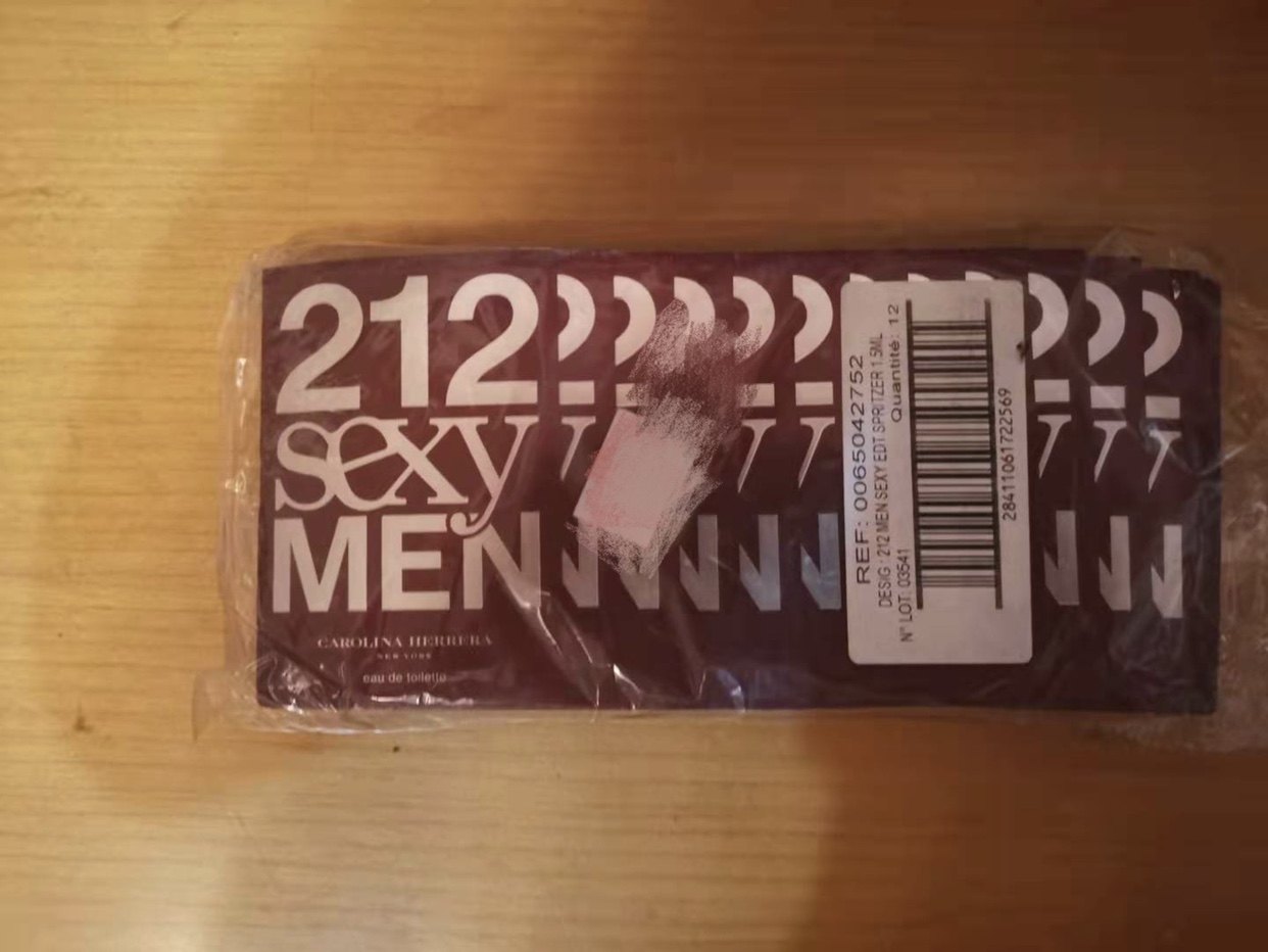 【鄙视假货】 212 Sexy Men卡罗琳娜性感男香1.5ml/50ml