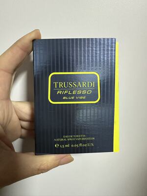 Trussardi Riflesso Blue Vibe蓝色感受男香1.5ml试管