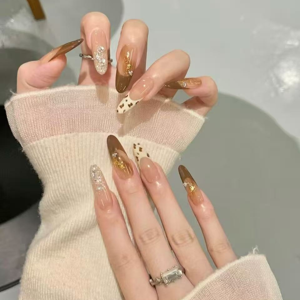 【金碧辉煌】穿戴甲流行气质ins