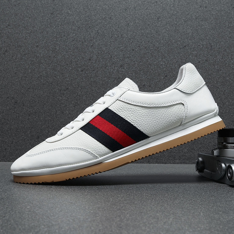 小白鞋男2026新款春夏季透气休闲皮鞋平底防滑德训鞋男士真皮板鞋