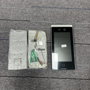 海康威视DS-K1T671M DS-K1T673M 607人脸识别指纹刷卡门禁一体机