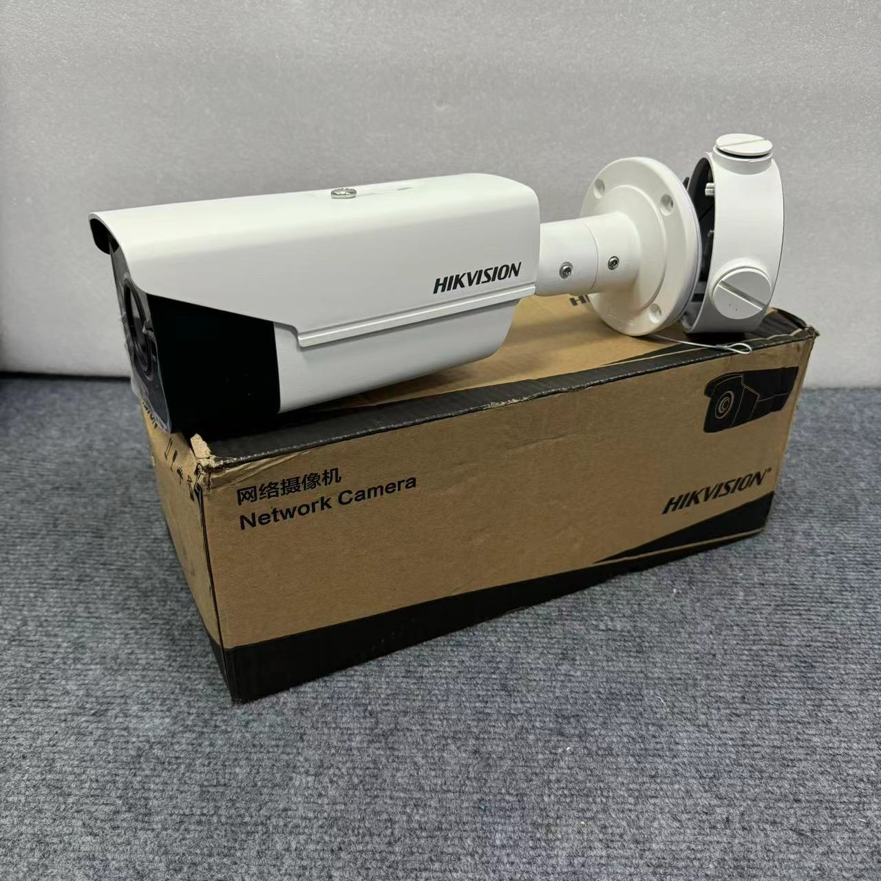 DS-2CD5A24EFWD-IZS/ZJ(F)海康威视200万变焦网络摄像机503KFWD枪