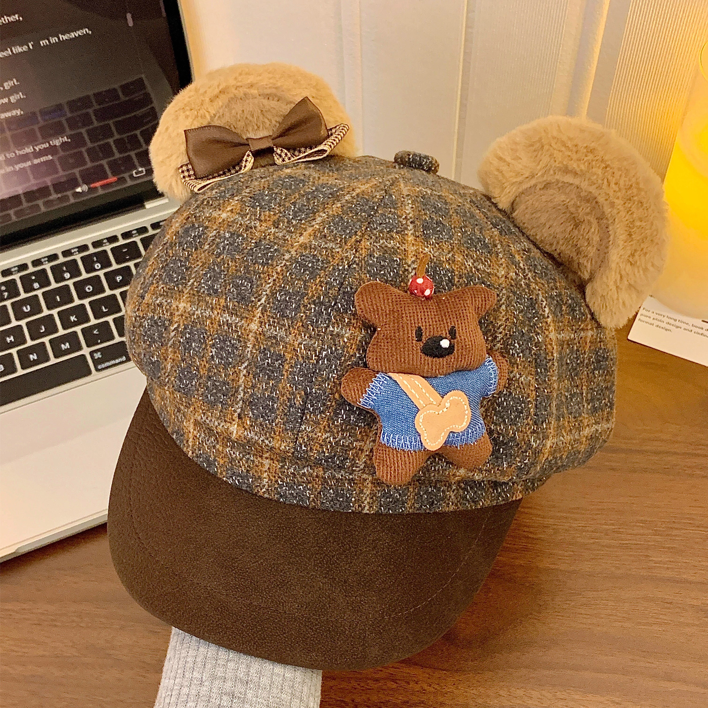 蝴蝶结小熊玩偶八角帽子女秋冬