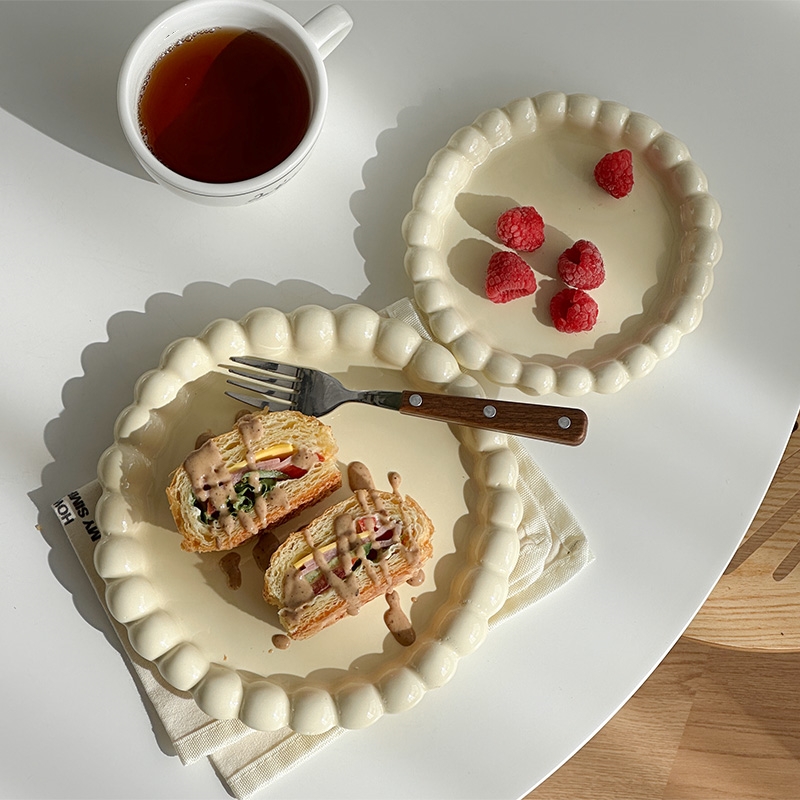 穆尼韩式奶呼呼珠点甜品盘奶油色ins陶瓷餐盘高颜值翻边西餐盘-封面