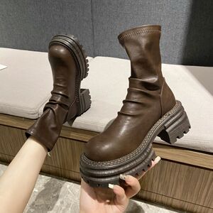马丁靴女2024新款弹力瘦瘦靴短款增高小个子圆头棕色靴子高跟靴子