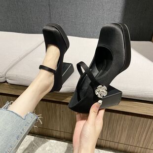 绸缎高跟鞋玛丽珍饰扣高跟女鞋法式复古小皮鞋防水台方头粗跟单鞋