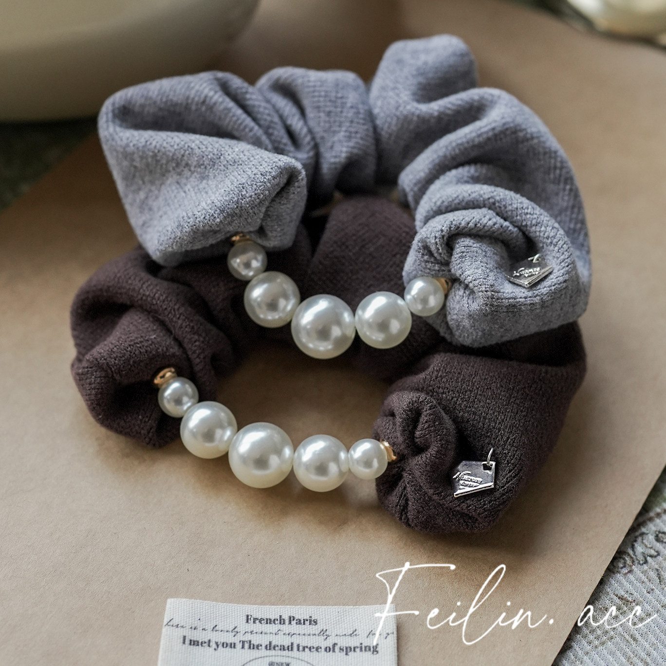 《奶泡陷阱》高级感羊绒丝绒珍珠大肠发圈女优雅扎发绳高弹力头绳