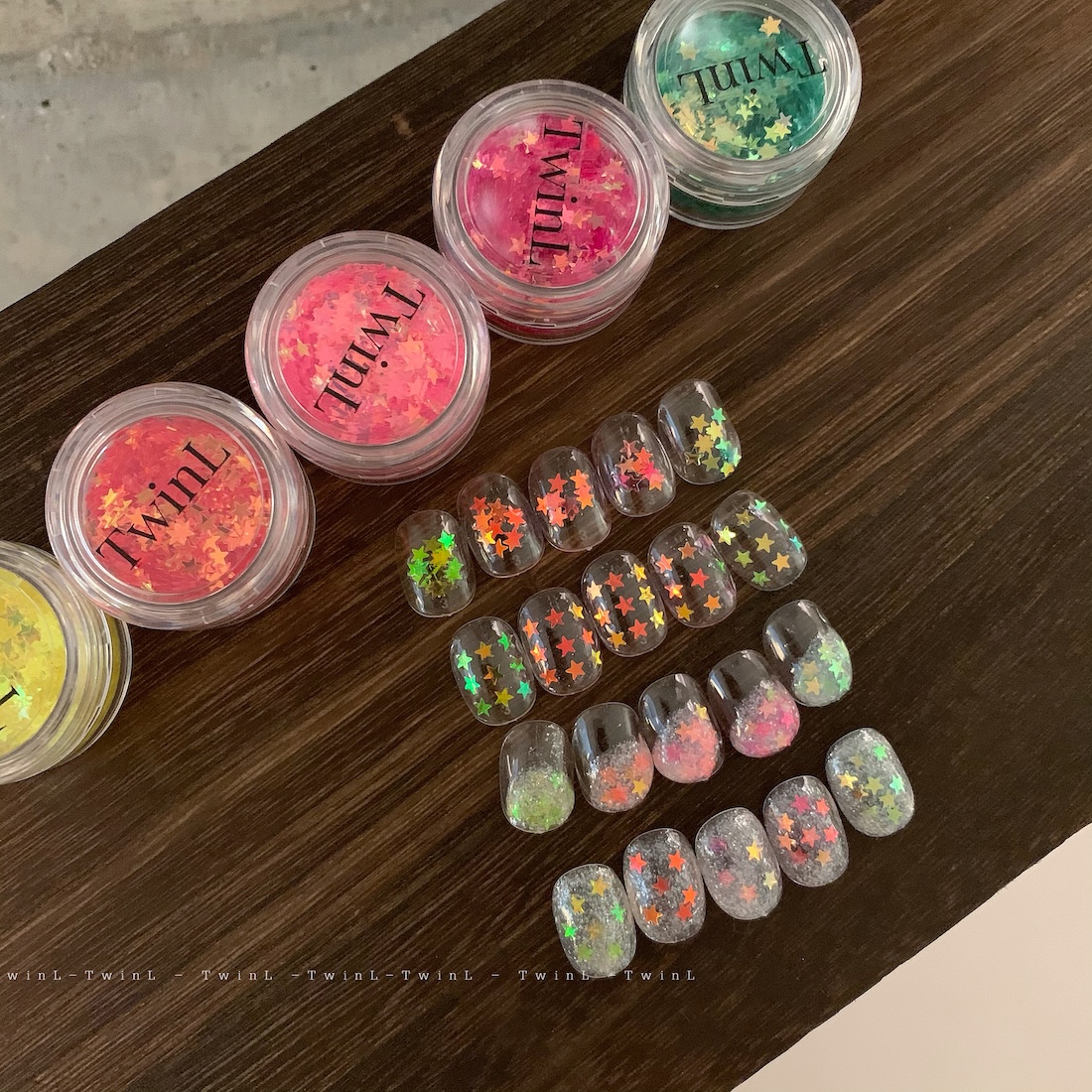 「TwinL」ins风创意美甲素材 高级感霓虹幻彩五角星亮片