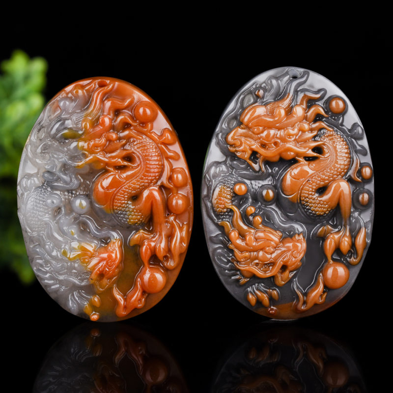 天然玉石龙吊坠云南黄龙玉二龙戏珠玉挂件玉器玉佩平安牌