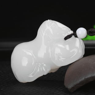 天然新疆和田玉籽料玉马手把件马到成功玉石挂件生肖马把件摆件