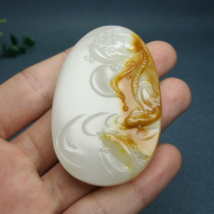 天然新疆和田玉籽料荷花金鱼吊坠项链坠金鱼满堂挂件平安牌玉器