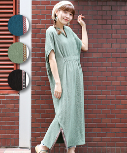 新款titicaca民族风复古长款V领无袖长裙