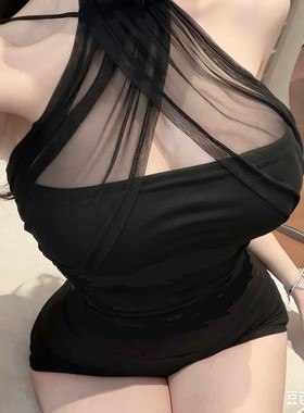 《性感女神》韩国纯欲辣妹风挂脖背心网纱露肩吊带上衣女夏带胸垫