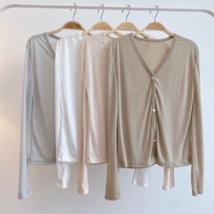 氧气少女~晚晚鱼没放风温柔长袖上衣四色V领单排扣防晒开衫外套春