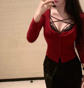 性感妖精～黑色蕾丝交叉绑带上薄下厚带钢圈文胸设计感内搭内衣女