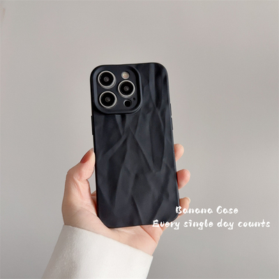 iPhone高级感小众ins黑色手机壳