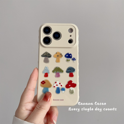 BananaCase韩国ins小众米杏DIY彩色蘑菇贴纸适用17promax苹果16pro手机壳iPhone15爱心边框14pro可爱13保护套
