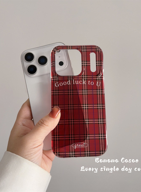 BananaCase秋冬ins复古学院风半透红色格纹英文适用16promax苹果17pro手机壳iPhone13光面14/15pro防摔保护套